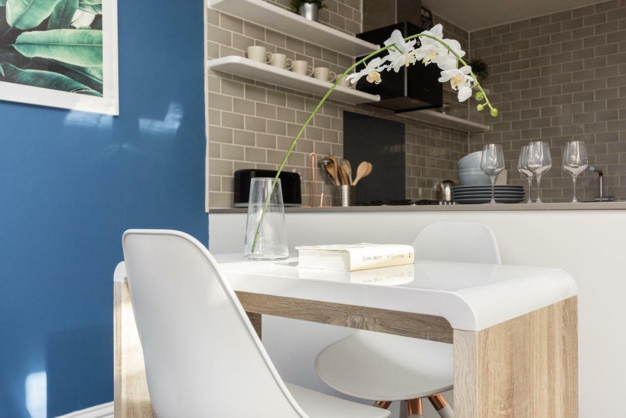 The Navy Court - Scandinavian Inspired 4Bdr Home Oxford Exterior foto